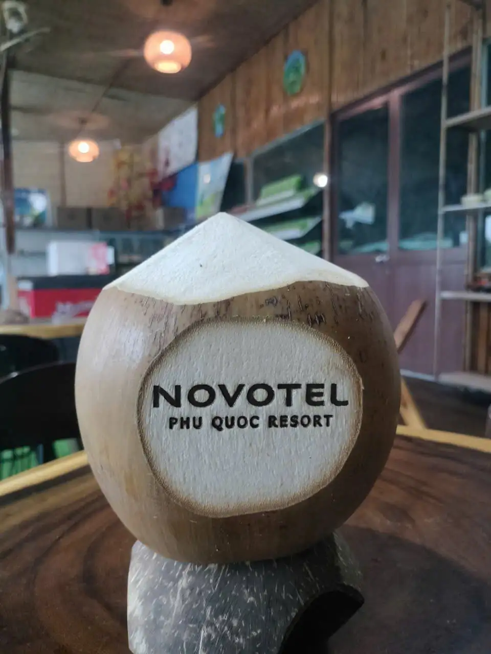 Dừa Gọt Kim Cương Giá Từ 20.000 – 40.000đ/Trái